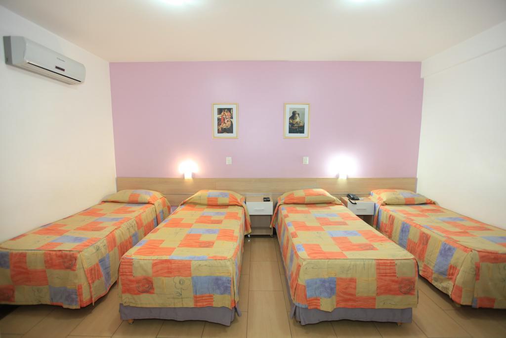 Hotel Oly Plaza بيراسيكابا الغرفة الصورة