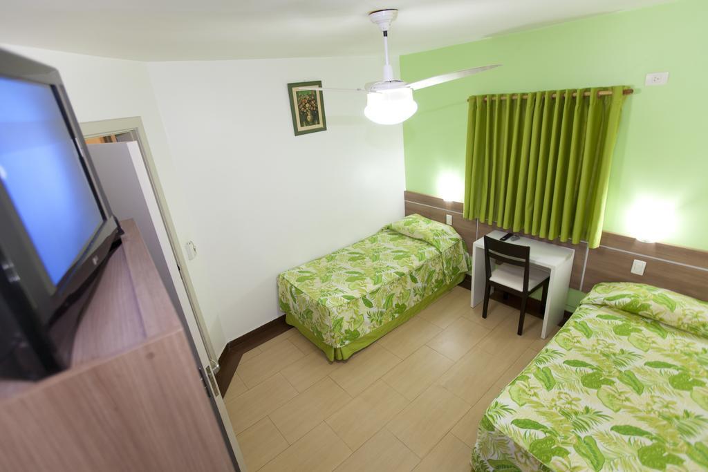 Hotel Oly Plaza بيراسيكابا الغرفة الصورة