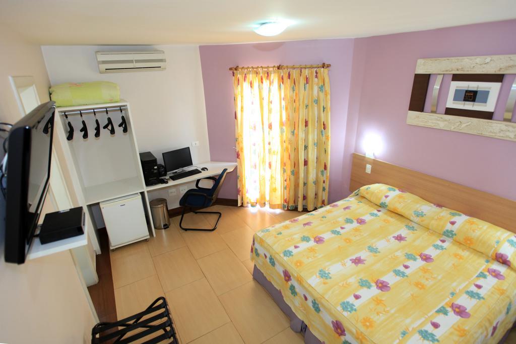 Hotel Oly Plaza بيراسيكابا الغرفة الصورة